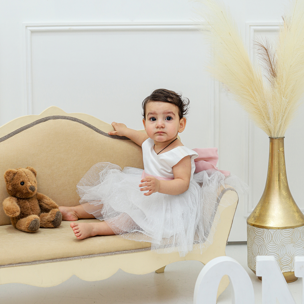 დაჯავშნე სტუდიური ფოტოგადაღება და მიიღე ხარისხიანი ფოტოები ნანუკა არტ სტუდიოსგან image 5