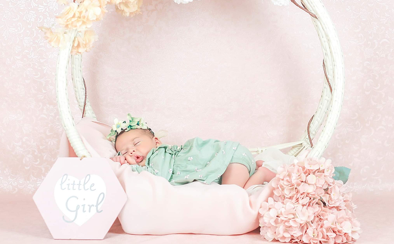 მოაწყე იდეალური ფოტოსესია ფრეიმ არტ სტუდიოში 8