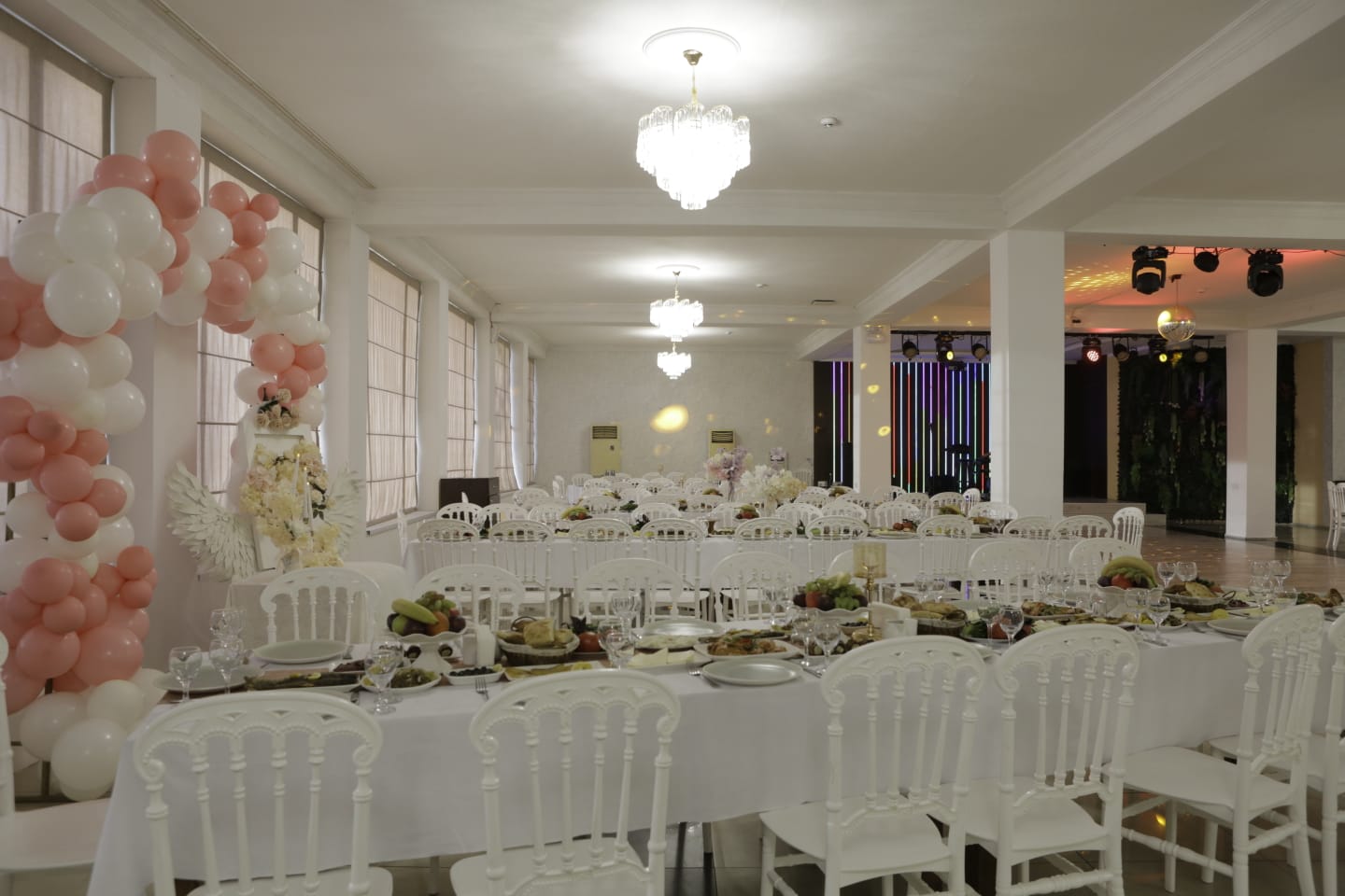 Enjoy discount offer on a 12-person menu with live music from Restaurant Iberia. image 1