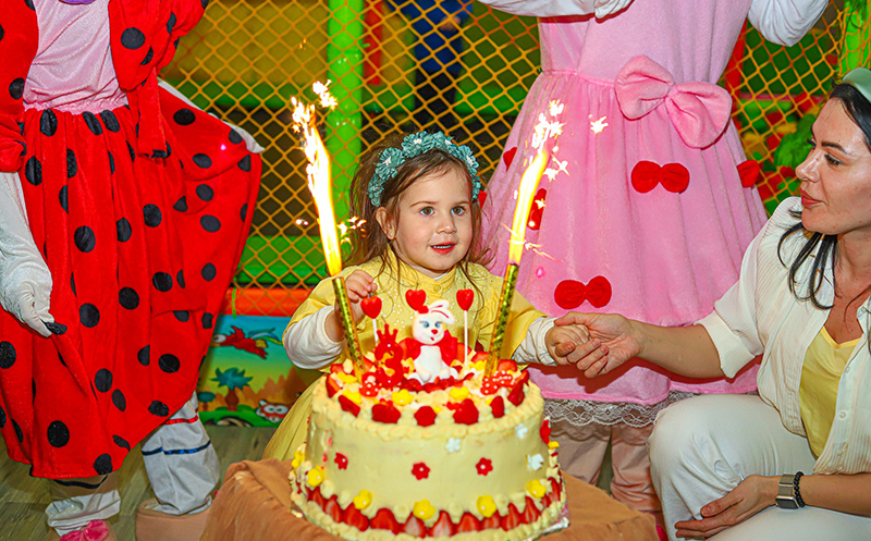 Create unforgettable memories at Jumanji Children's Entertainment Center. 8