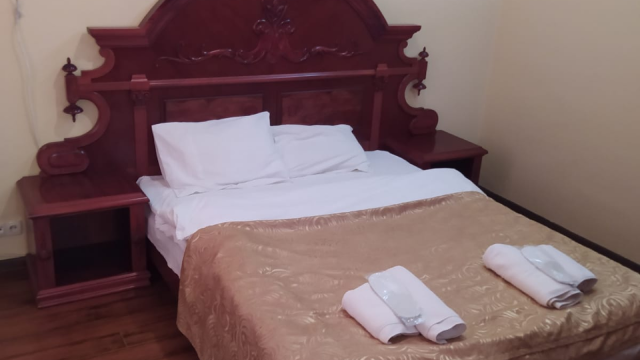 ისარგებლე ფასდაკლებით სასტუმროს ნომერში განთავსებაზე აიეტის სასახლე | Aeetes Palace -ში. image 13