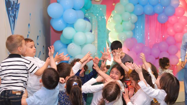 ისარგებლე ფასდაკლებით დაბადების დღის პროგრამაზე 25 ბავშვზე + იუბილარი გასართობ ცენტრ დაიმონდში. image 13