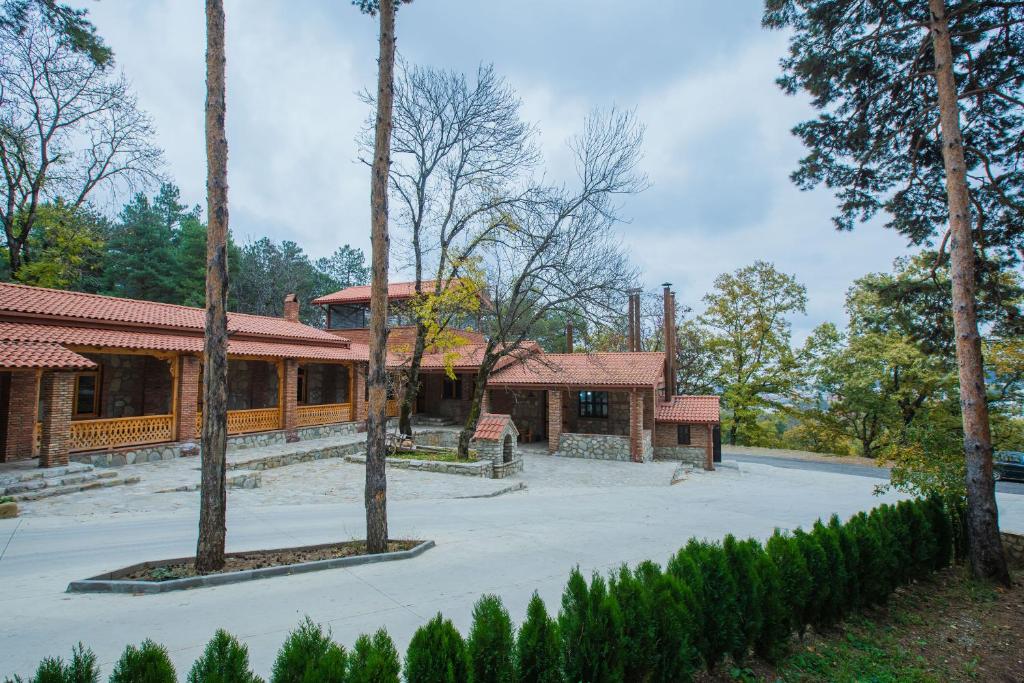 შეარჩიე შენთვის სასურველი შეთავაზება და ისამოვნე ზუზუმბო რეზორტი & სპაში image 8