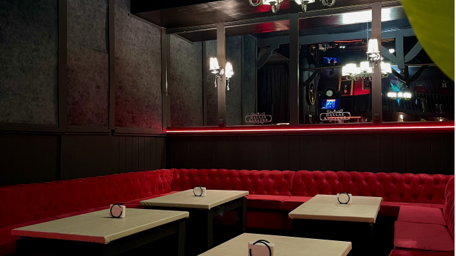 ისარგებლე ფასდაკლებით კანჭისა და ნეკნების დაფაზე 6-8 სტუმარზე Dallas Pub / დალას პაბში. image 3