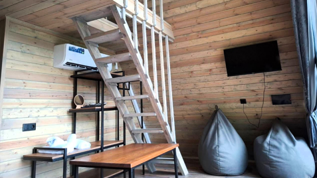 ისარგებლე ფასდაკლებით კოტეჯში 2 ან 2+2 სტუმრის განთავსებაზე ტყის კაცის რანჩო | Forest Man Ranch -ში. image 5