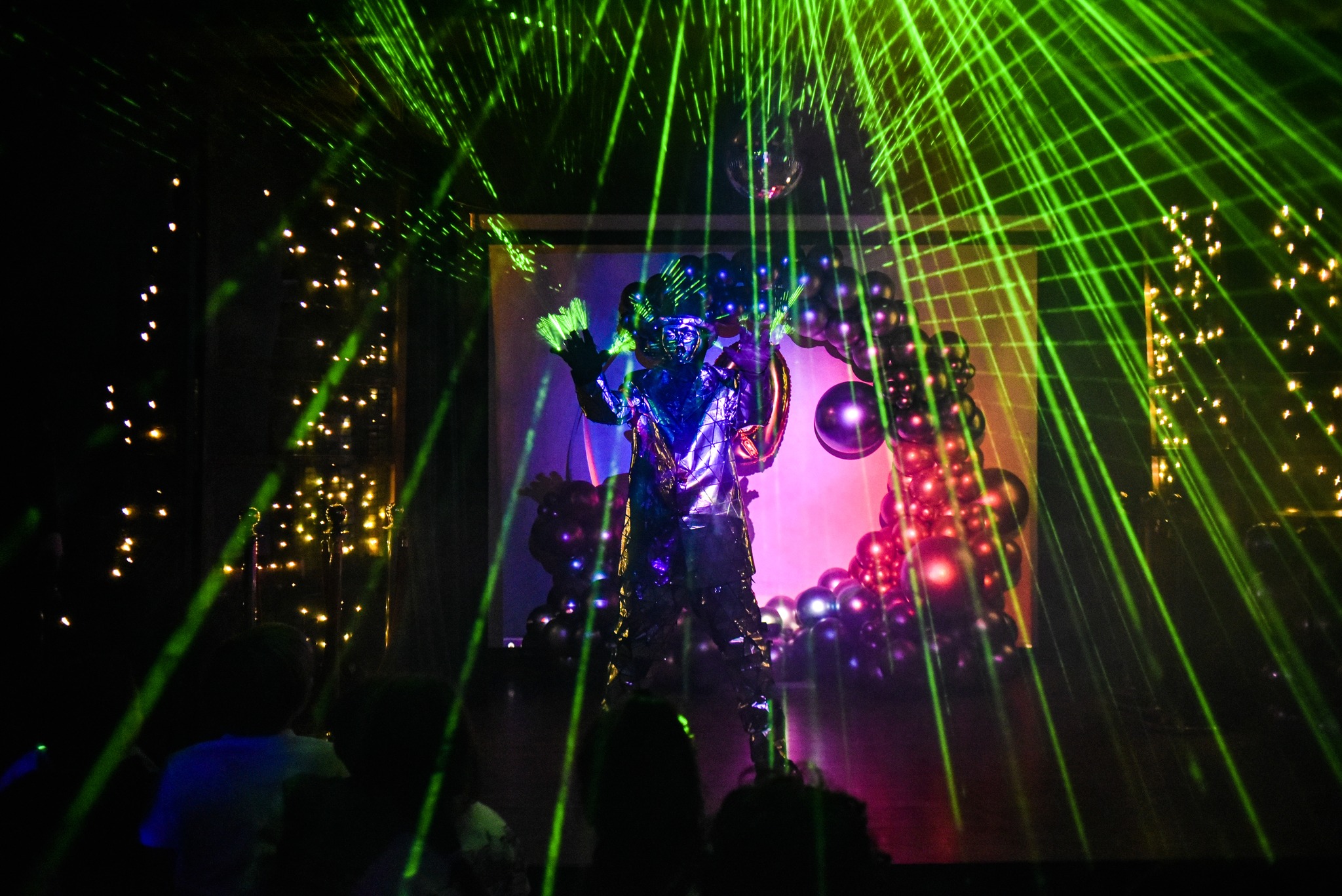 დახურული სივრცე 15 თინეიჯერისთვის საუკეთესო წვეულების გასამართად image 8