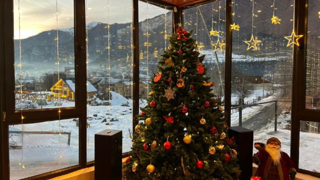 ისარგებლე ფასდაკლებით ნომერში 2 ან 3 სტუმრის განთავსებაზე მაუნთინ მესტიაში. image 9