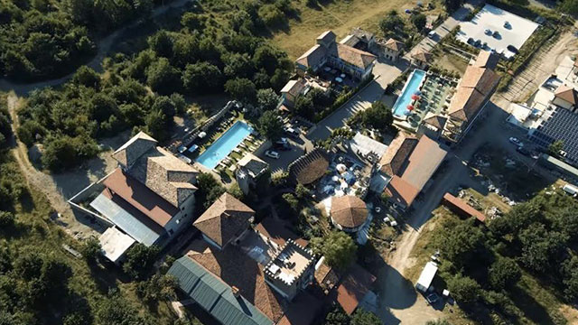 ისარგებლე ფასდაკლებით სასტუმროს ნომერში 2 სტუმრის განთავსებაზე 3 ღამით შატო მერე | Chateau Mere -ში. image 16