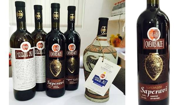 12 ლარად, 20 ლარის ღირებულების უგემრიელესი ღვინოები + ეტიკეტი თქვენი გემოვნებით «ტყუპების საღვინე სახლისგან» image 0