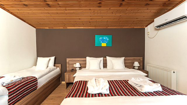 Enjoy a discount on hotel rooms for 2, 3, and 4 guests at Vineyard Hotel & Winery. image 3