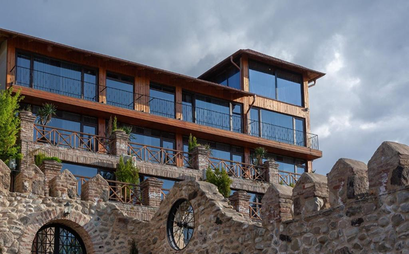 შექმენი დაუვიწყარი მოგონებები სასტუმრო შატო მერეში 11