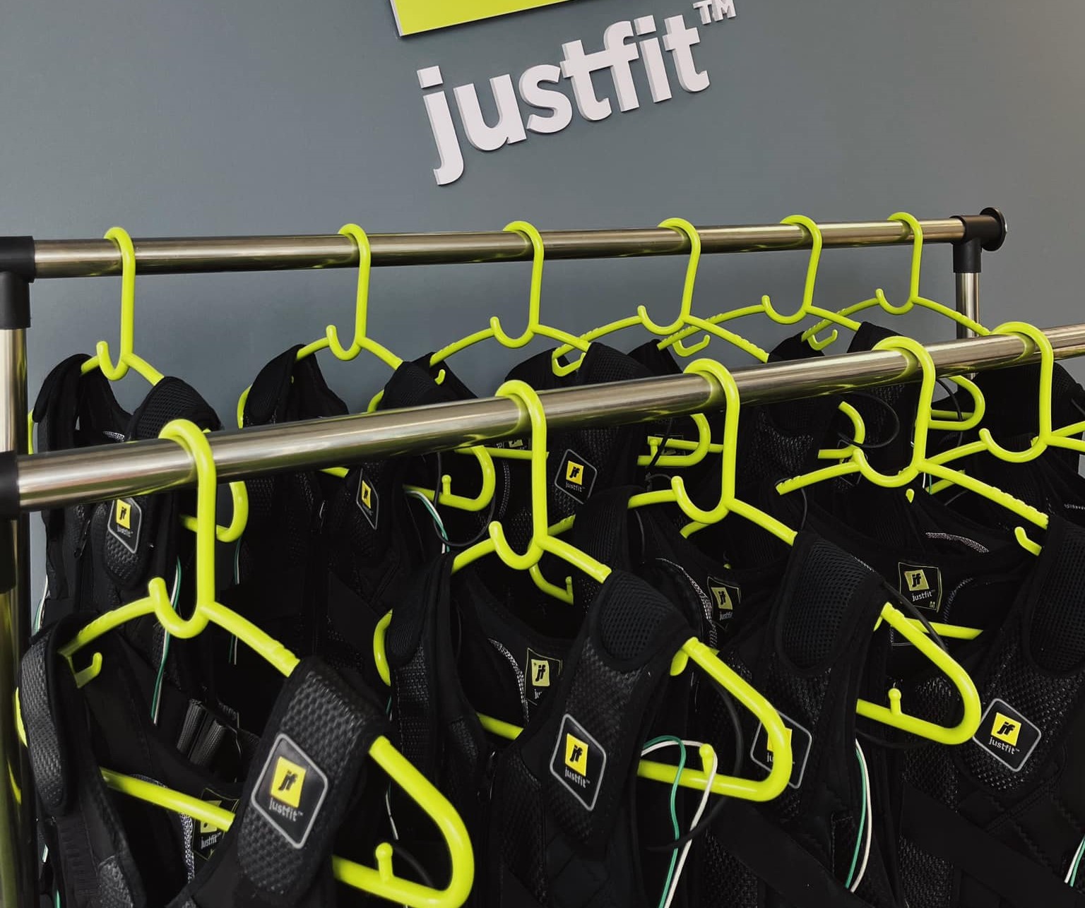 მიიღე დეტალური ინფორმაცია ცხიმის, კუნთის, მეტაბოლიზმის, წყლის ბალანსისა და სხვა ძირითადი პარამეტრების შესახებ image 1