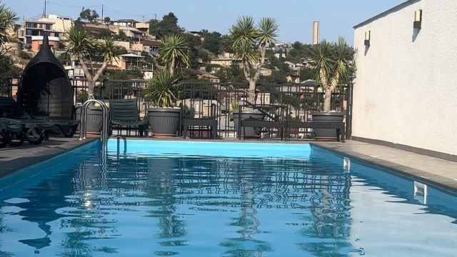 ისარგებლეთ ფასდაკლებით ღია აუზზე 5 ადამიანის ვიზიტისას ცივი ყავის მენიუსთან ერთად სეზონისგან / Season.  image 6