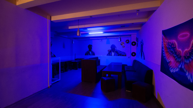 ისარგებლე ფასდაკლებით და მიიღე  მენიუ 10 სტუმარზე + გართობა Check In - Karaoke Bar-ში. image 6