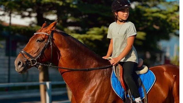 მიიღე სხავადასხვა მომსახურება ბათუმის საცხენოსნო კლუბისგან image 2