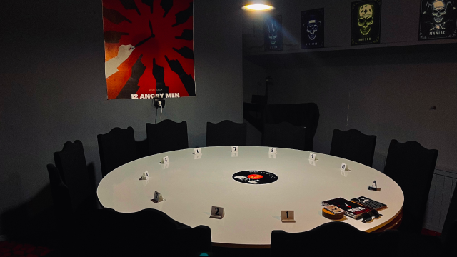 გაატარე დაუვიწყარი დრო მყუდრო ბარში. image 3