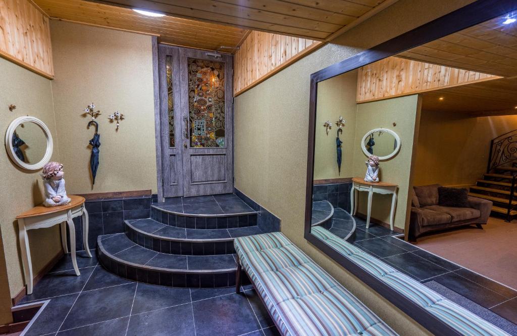 Enjoy an unforgettable time at Hotel GoodAura image 10