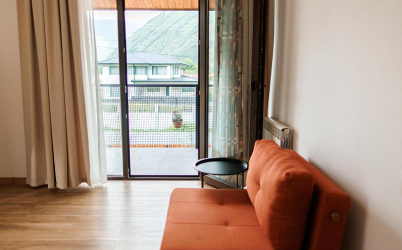 შექმენი დაუვიწყარი მოგონებები ყაზბეგის სასტუმროში  8