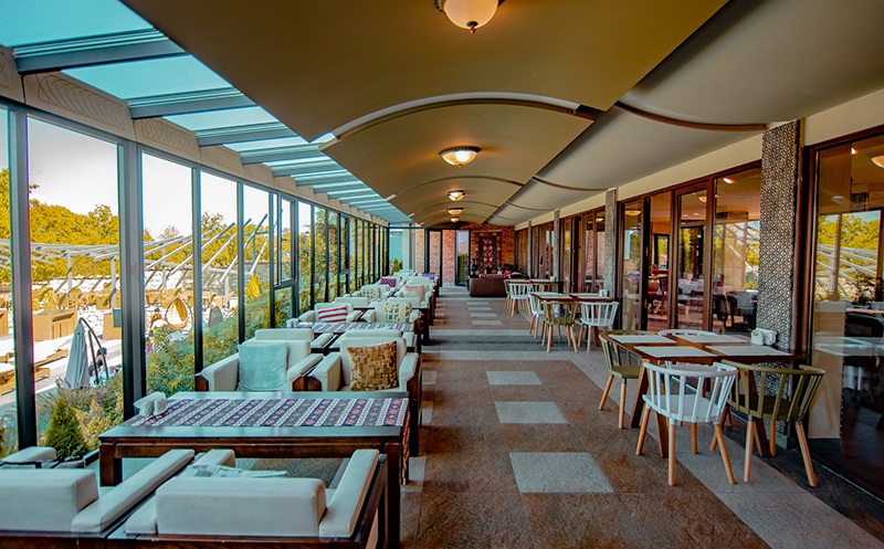 ისარგებლე ფასდაკლებით ნომერში 2 სტუმრის განთავსებაზე სასტუმრო სავანეთი | Hotel Savaneti -ში. image 0