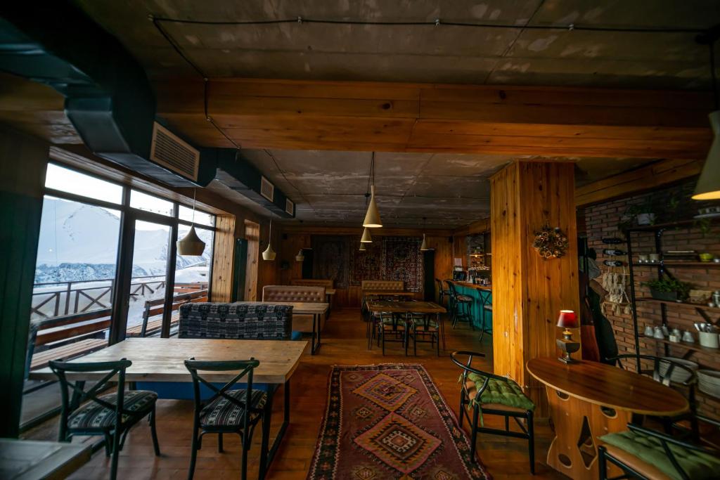 შექმენი დაუვიწყარი მოგონებები სასტუმრო პაპა ბასილ გუდაურში image 8