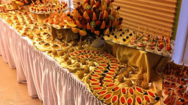 15 ლარად, 50%-იანი ფასდაკლების Swooper Code-ი ფურშეტზე 20 პერსონაზე «Royal Cake-სგან» 3