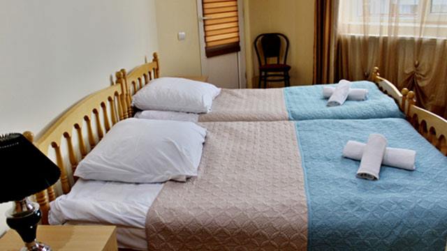 5 ლარად, 41%-იანი ფასდაკლების Swooper Code-ი, 1 პერსონა სამჯერადი კვებით ბაკურიანის სასტუმროში «VilaVita» image 0