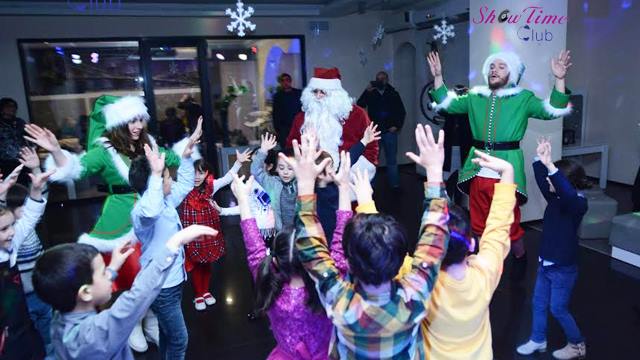 15 ლარად, 34%-იანი ფასდაკლების ვაუჩერი, საახალწლო პროგრამა 21 ბავშვზე + ტორტის გაჭრის ცერემონიალი კლუბში «SHOWTIME» image 5