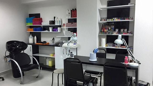 2 ლარად, 41%-იანი ფასდაკლების Swooper Code-ი ყურის გახვრეტაზე სილამაზის სალონში «ბელადონა» image 7