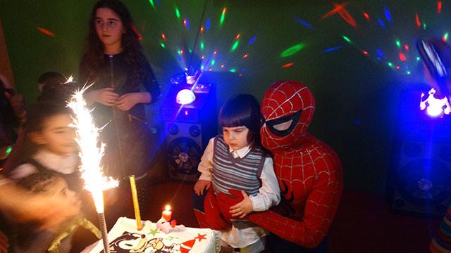 15 ლარად, 54%-იანი ფასდაკლების Swooper Code-ი საახალწლო ზეიმზე 20 ბავშვზე გასართობ ცენტრში «ნატვრის ხე» image 5