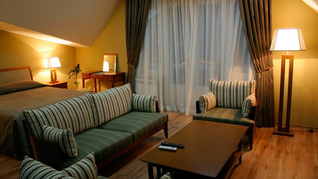 45%-მდე ფასდაკლების Swooper Code-ი, იქირავეთ ორადგილიანი სასურველი ნომერი ბათუმის სასტუმროში «Light House» image 0