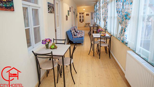 50%-მდე ფასდაკლება 1 პერსონის განთავსებაზე, 1 დღე-ღამეზე თბილისის ჰოსტელისგან  «CITY HOSTEL WINE RISE»  image 11