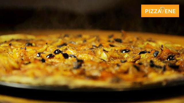 26%-მდე ფასდაკლებით სასურველი პიცა ადგილზე უფასო მიტანით პიცერიისგან «Pizza Bene» image 1