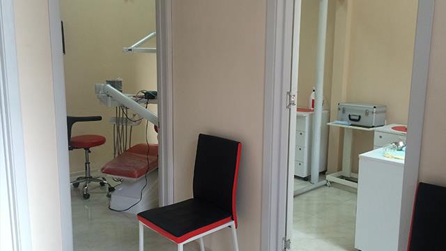 3 ლარად, 70%-იანი ფასდაკლების Swooper Code-ი კბილების გაწმენდა-გაპრიალებაზე სკალერის აპარატით «AG Laserdent-ისგან» image 3