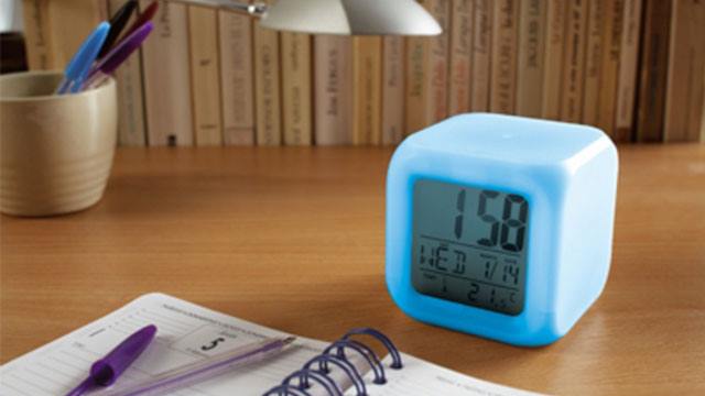 8 ლარად, 12 ლარის ღირებულების საათი-მაღვიძარა ლედ-ნათებით კომპანიისგან «ნათება» image 0