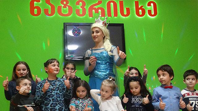 15 ლარად, 54%-იანი ფასდაკლების Swooper Code-ი საახალწლო ზეიმზე 20 ბავშვზე გასართობ ცენტრში «ნატვრის ხე» image 10