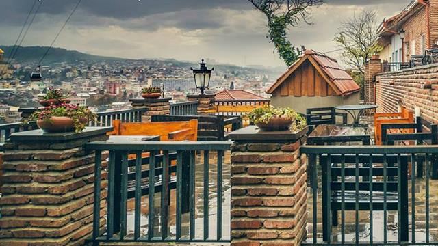 10 ლარად, 45%-იანი ფასდაკლების ვაუჩერი, მენიუ 10 პერსონაზე კაფეში «144 stairs» image 0