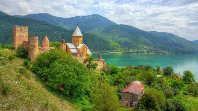 2 ლარად, 50%-იანი ფასდაკლების ვაუჩერი 1 დღიან ტურზე ყაზბეგში  კომპანიისგან Traveler.ge image 7