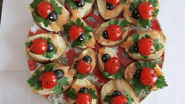 15 ლარად, 50%-იანი ფასდაკლების Swooper Code-ი ფურშეტზე 20 პერსონაზე «Royal Cake-სგან» 2