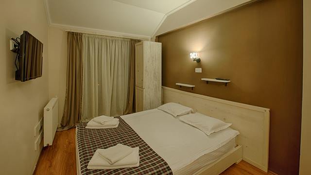 10 ლარად, 46%-იანი ფასდაკლების Swooper Code-ი 2 ადგილიან ნომერზე 1 დღე-ღამე, Best Western Plus Bakuriani-ის სასტუმროში image 7