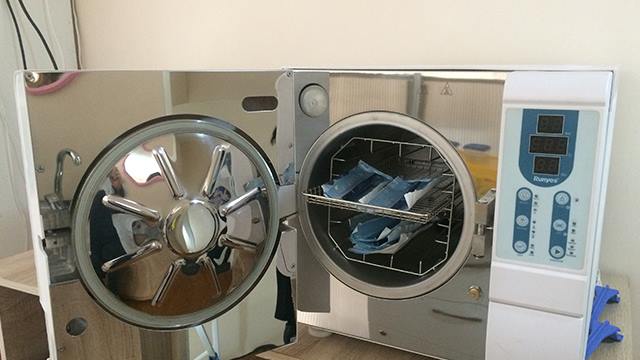 3 ლარად, 70%-იანი ფასდაკლების Swooper Code-ი კბილების გაწმენდა-გაპრიალებაზე სკალერის აპარატით «AG Laserdent-ისგან» image 6